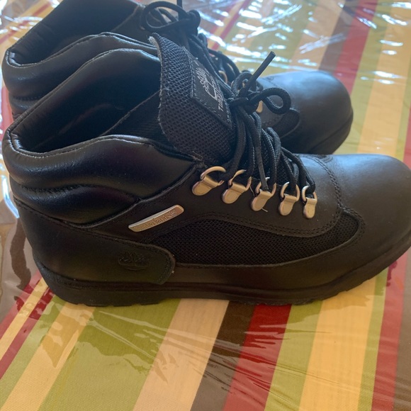 Boys Black Leather Timberland Boots - Picture 3 of 3